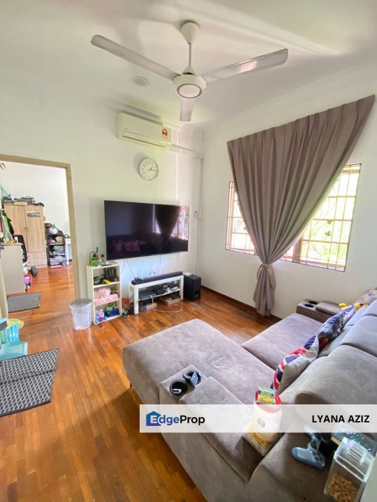 Ara Damansara Partly Furnished 2sty Spacious Well Maintained, Selangor, Ara Damansara