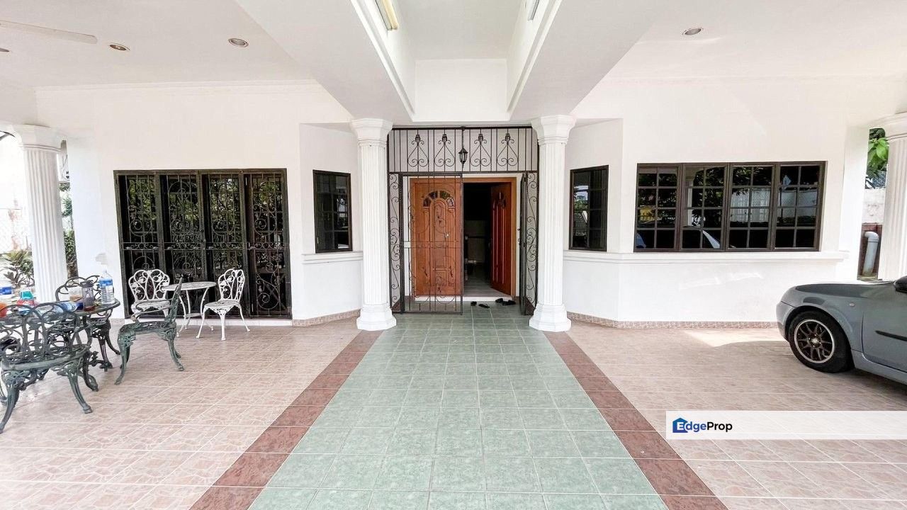 Bangsar Partly Furnish Bungalow For Sale, Kuala Lumpur, Bangsar