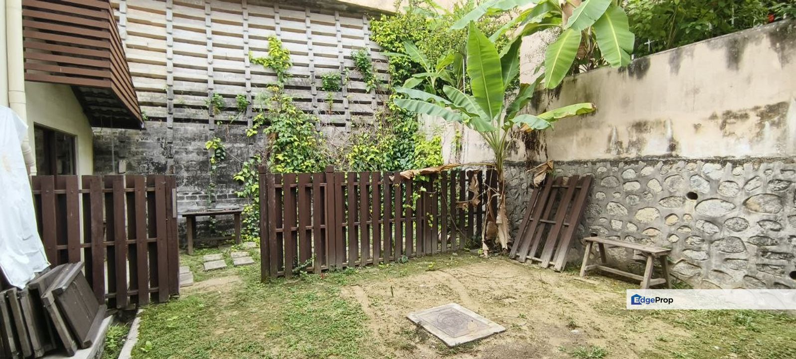 KGSAAS Shah Alam Semi D 2sty Partly Facing Open Furnished For Sale, Selangor, Shah Alam