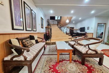 Lengkok Aminuddin Baki 