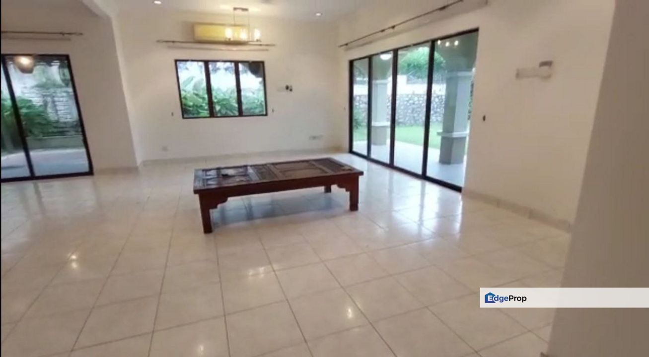 Kelab Golf Shah Alam Seksyen 13 Double Storey Semi D, Selangor, Shah Alam