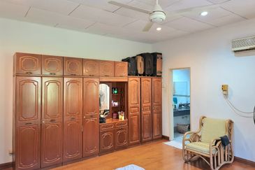 Jalan Kubah Double Storey Corner Extended