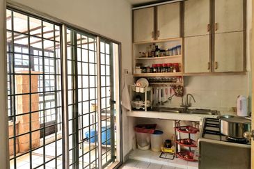 Jalan Kubah Double Storey Corner Extended