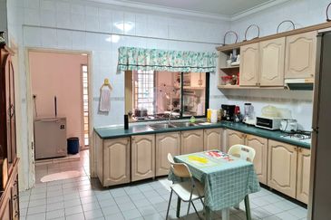 Jalan Kubah Double Storey Corner Extended