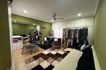 Bungaraya Kondominium, Saujana Subang