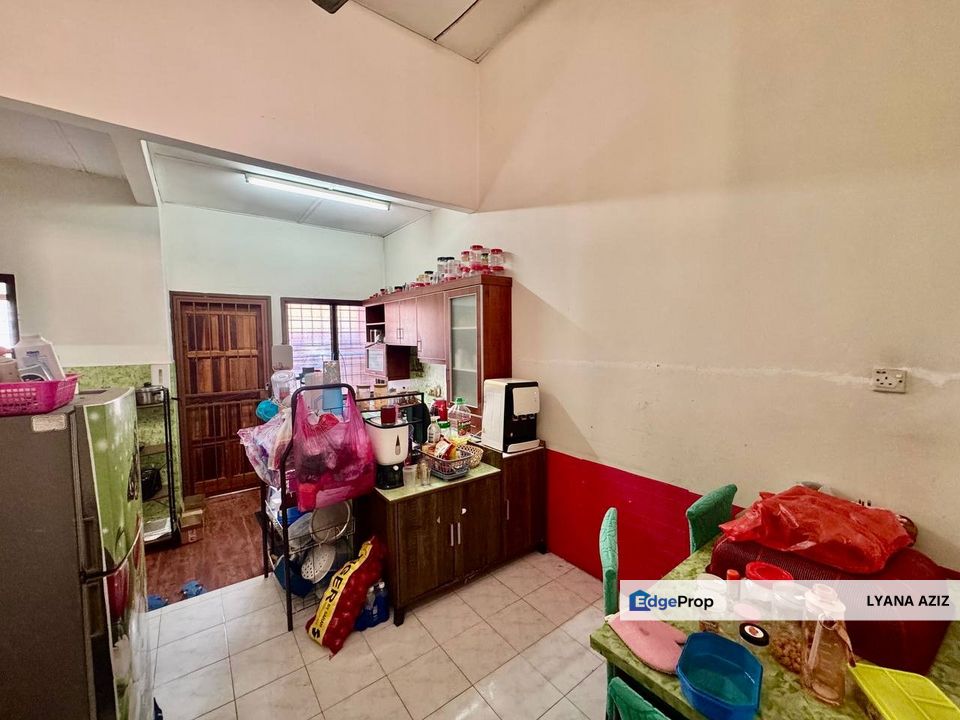 Perepat Kapar Indah Single Storey Partly furnished, Selangor, Kapar 