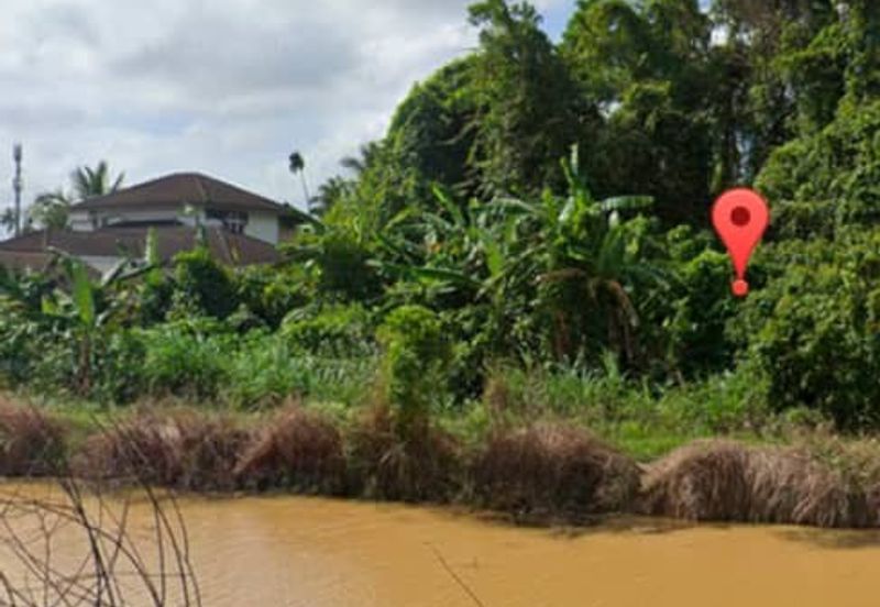 Mukim Pendek Daerah Lembu Tanah Lot Geran Individu Untuk Dijual