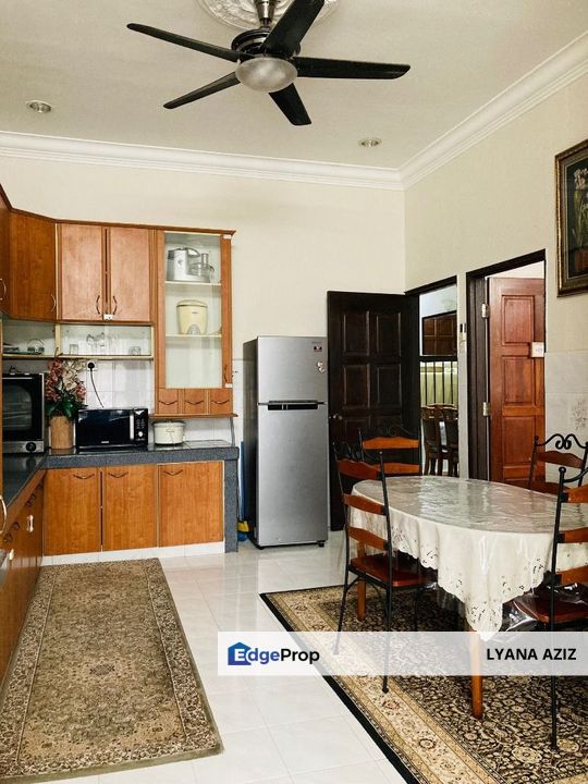 Seksyen 1 Bandar Baru Bangi Intermediate Terrace For Sale, Selangor, Bangi