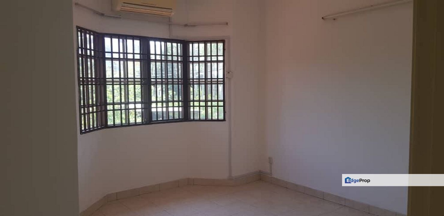 Seksyen 3 Bandar Baru Bangi Teres Inter Facing Open, Selangor, Bangi