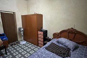 Pulau Indah ( Pulau Lumut )