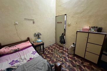 Pulau Indah ( Pulau Lumut )