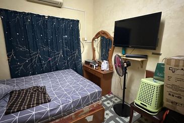 Pulau Indah ( Pulau Lumut )