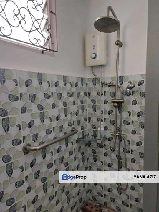 Tanjung Park Tanjung Bungah Bungalow Facing Sea For Sale, Penang, Tanjung Tokong