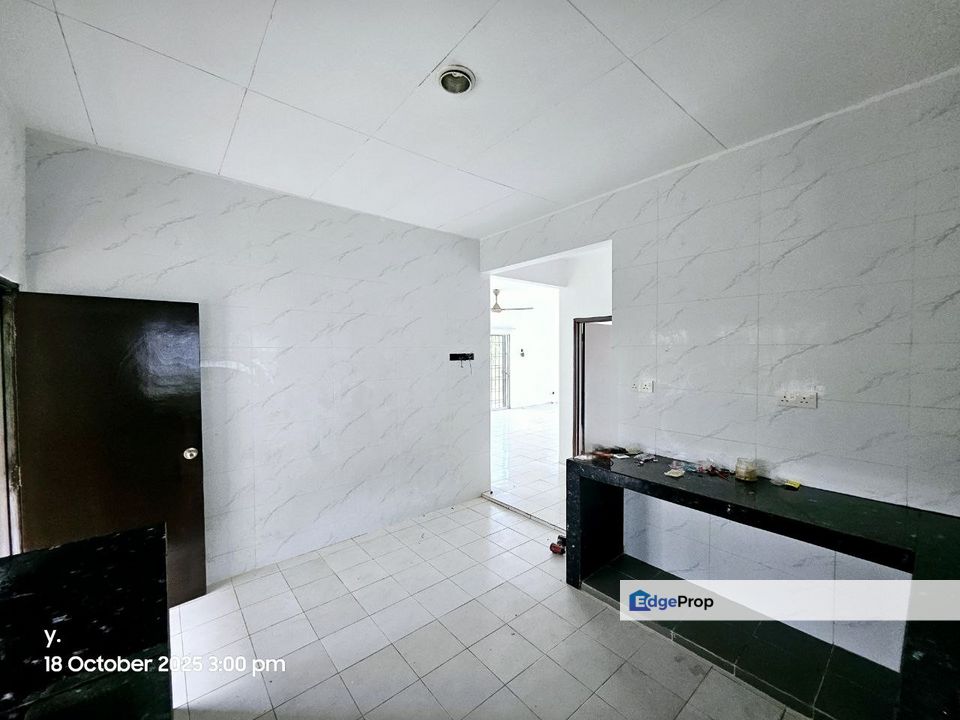 Bandar Putra Permai Seri Kembangan Bungalow Single Storey, Selangor, Puchong South