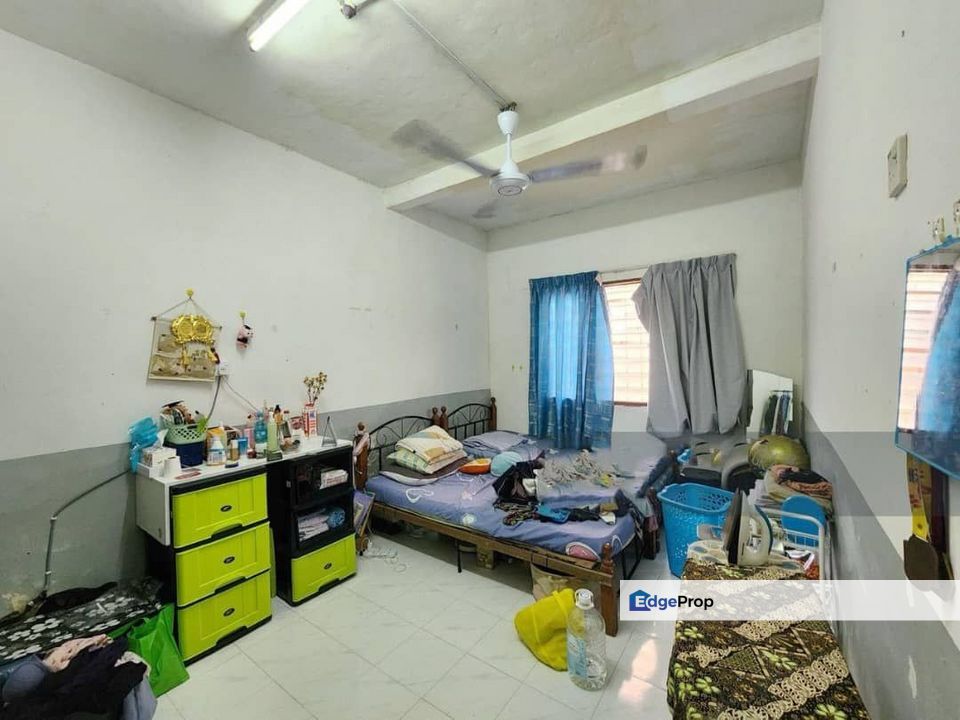 Seksyen 10 Basic Single Strorey Terrace Shah Alam, Selangor, Shah Alam