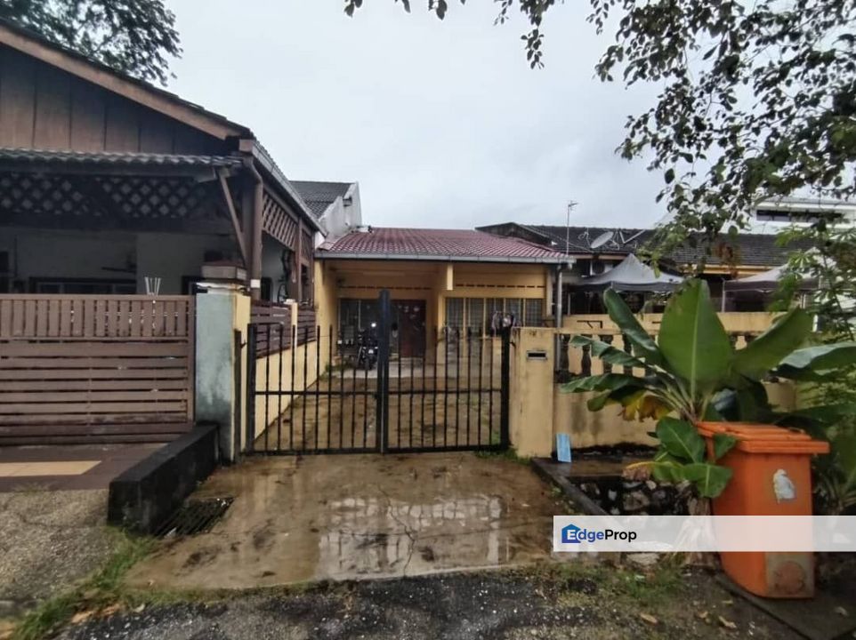Seksyen 10 Basic Single Strorey Terrace Shah Alam, Selangor, Shah Alam