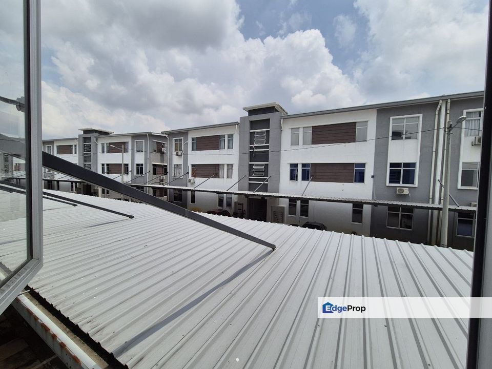 Townhouse Eristana Seri Pristana Sg Buloh, Selangor, Sungai Buloh