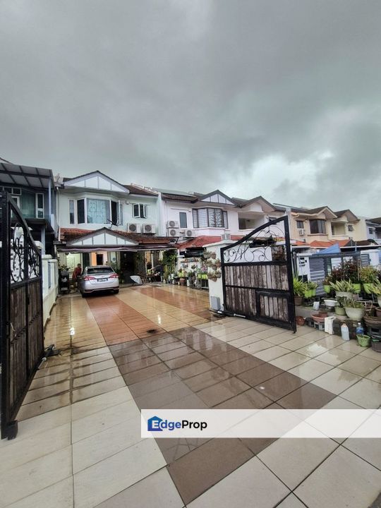 2 Storey Superlink Taman Mutiara Indah Puchong, Selangor, Puchong