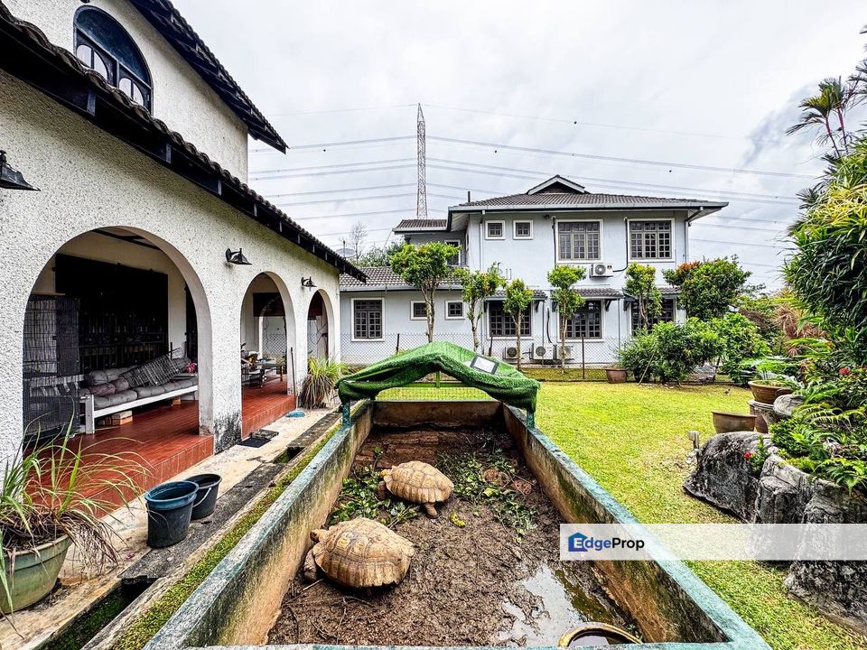 Seksyen 1 Bandar Baru Bangi Near With Many Access Middle Town of Bangi 2.5 Storey Bungalow , Selangor, Bangi