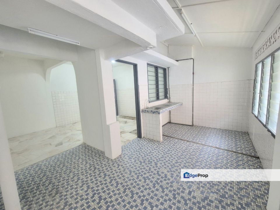  Seksyen 10 Shah Alam 2sty Terrace, Selangor, Shah Alam