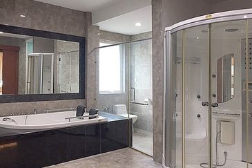 Rafflesia @ The Hill