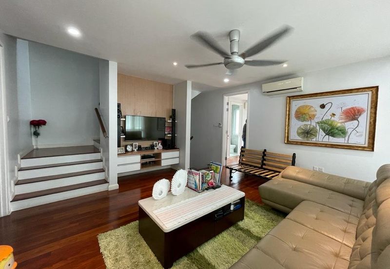 Rafflesia @ Damansara Perdana 