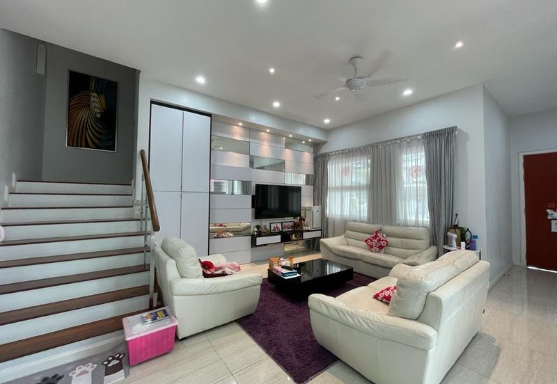 Rafflesia @ Damansara Perdana 