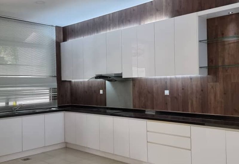 Rafflesia @ Damansara Perdana 