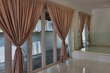 Rafflesia @ Damansara Perdana 