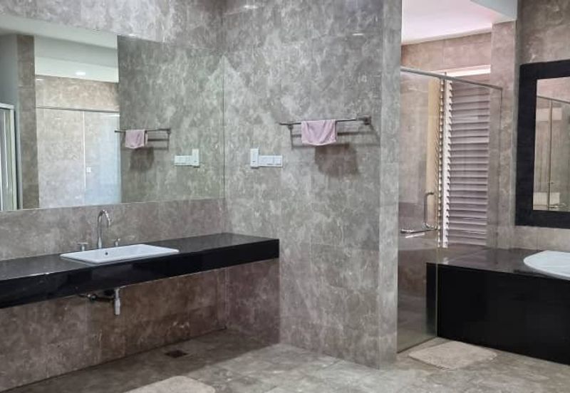 Rafflesia @ Damansara Perdana 