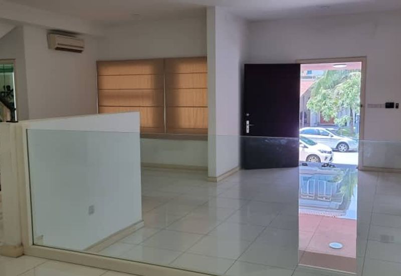 Rafflesia @ Damansara Perdana 