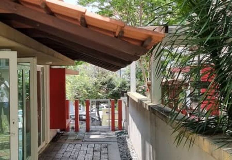 Rafflesia @ Damansara Perdana 