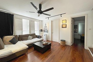 Rafflesia @ The Hill