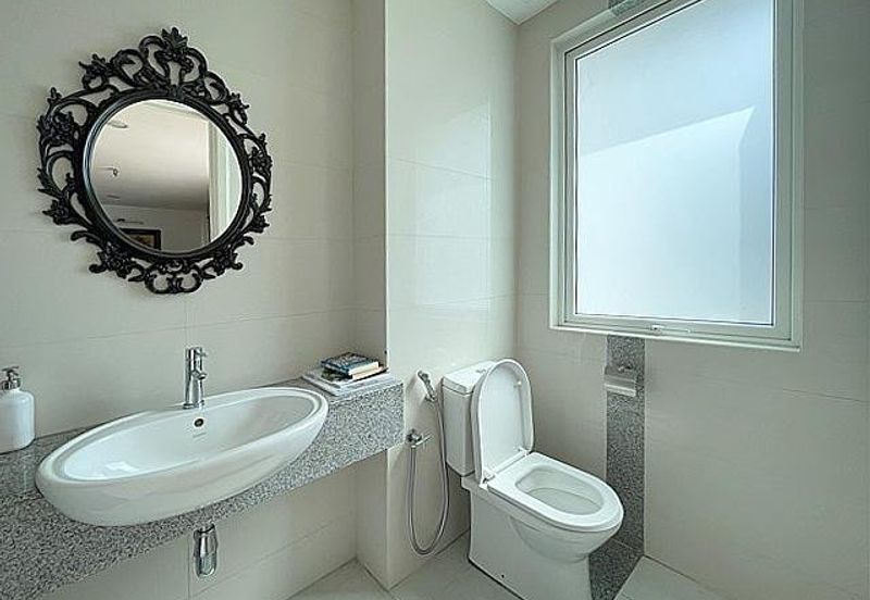 Rafflesia @ The Hill