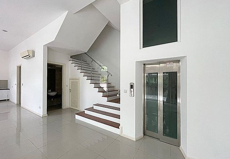 Rafflesia @ Damansara Perdana 