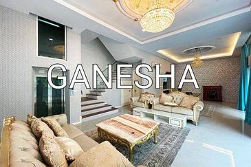 Rafflesia @ The Hill