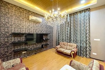 Rafflesia @ The Hill