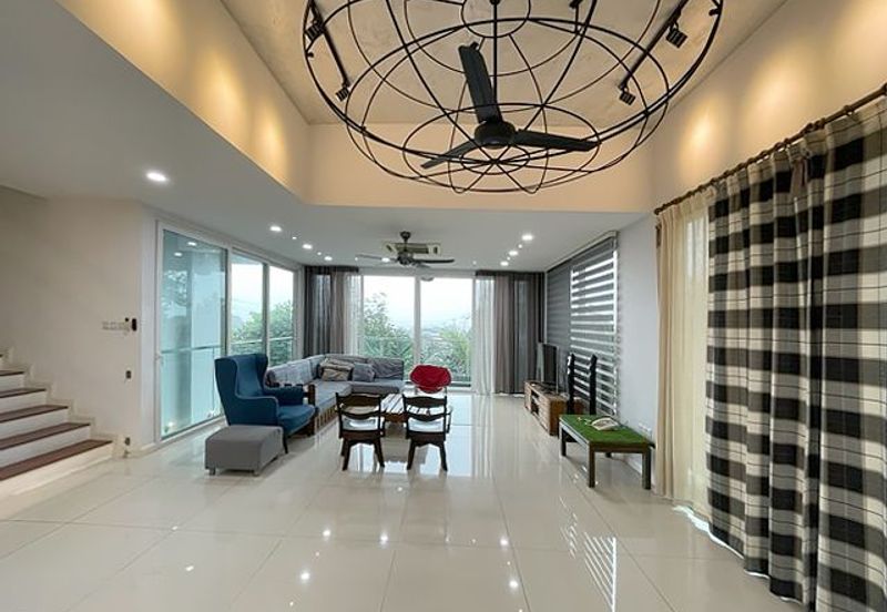 Rafflesia @ The Hill