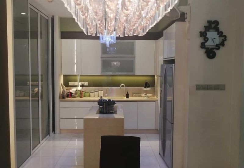 Rafflesia @ Damansara Perdana 