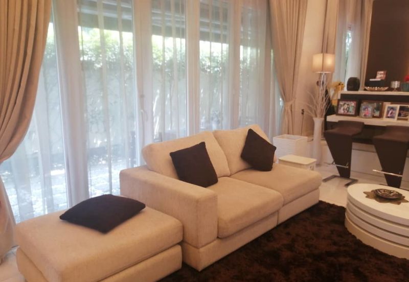 Rafflesia @ Damansara Perdana 