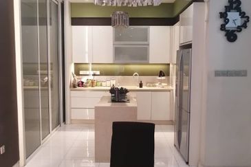 Rafflesia @ Damansara Perdana 