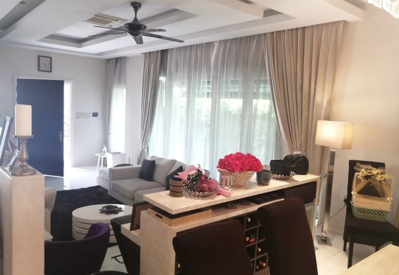 Rafflesia @ Damansara Perdana 