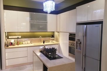 Rafflesia @ Damansara Perdana 