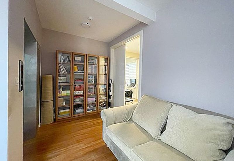 Rafflesia @ The Hill