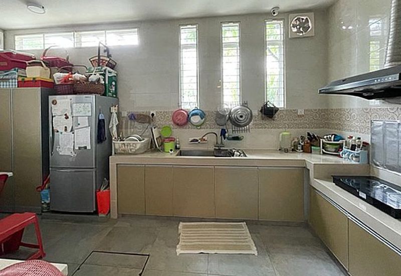 Rafflesia @ The Hill