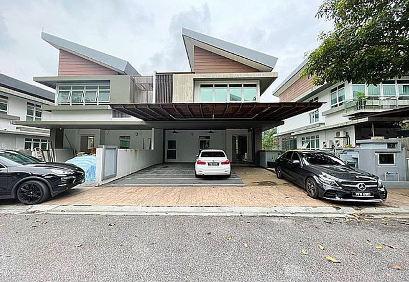 Rafflesia @ The Hill