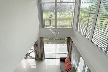 Rafflesia @ The Hill