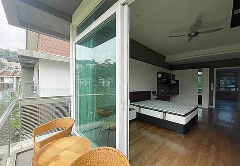 Rafflesia @ The Hill