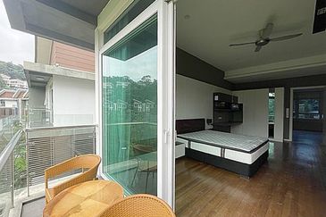 Rafflesia @ The Hill