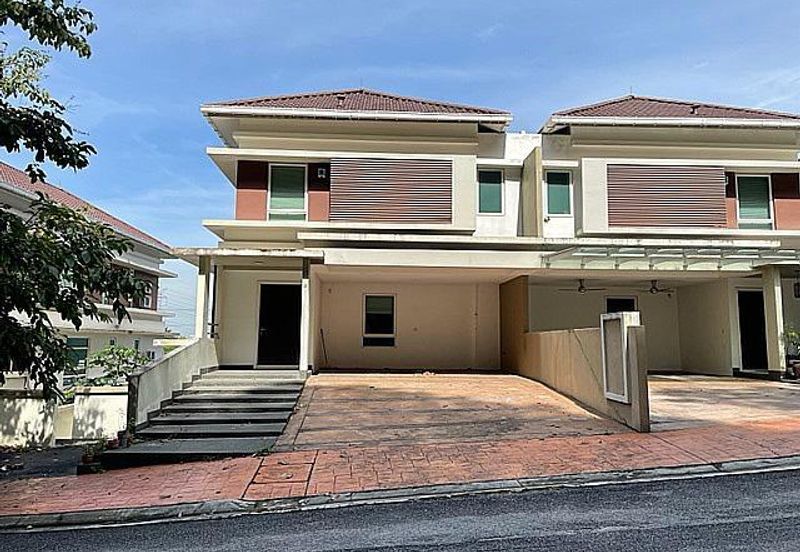 Rafflesia @ The Hill